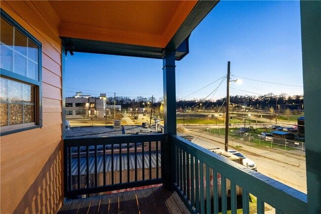 Building Photo - 1188 Ira St SW