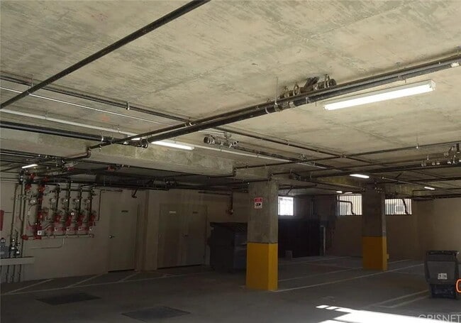 Building Photo - 18358 Saticoy St