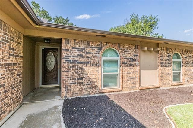 Building Photo - 2013 Memphis Dr