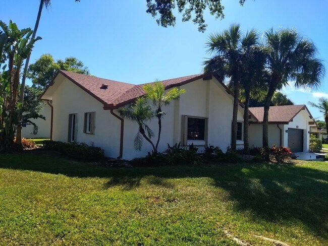 Building Photo - 5618 Forest Oaks Terrace