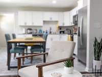 Building Photo - 4523 W Montague Ave