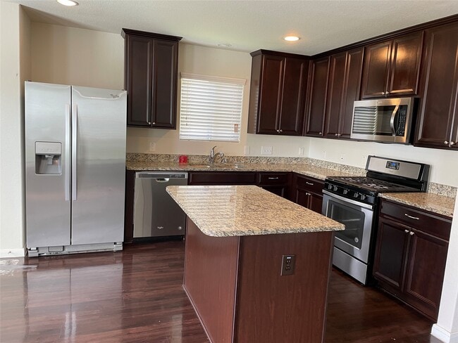 Building Photo - 2522 Bedrock Ln