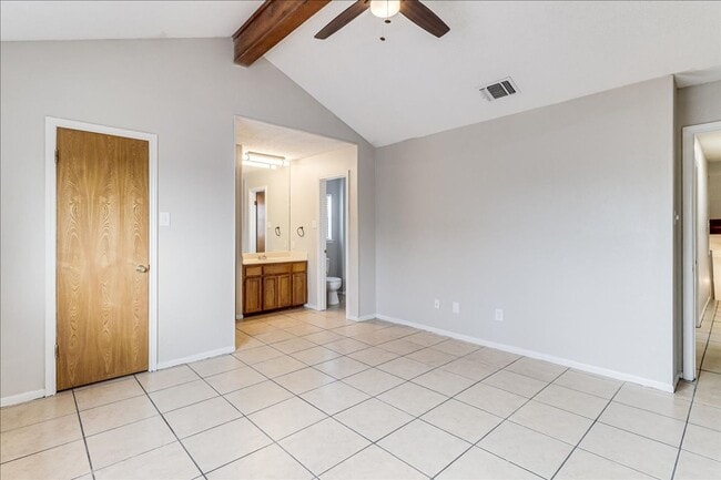 Building Photo - 11205 Willowood Creek Dr