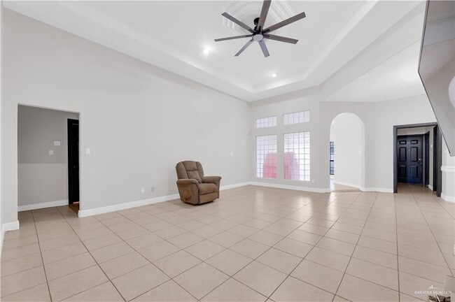 Building Photo - 32 S Cynthia St