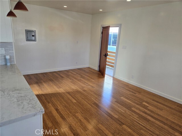 Building Photo - 213 Covina Ave