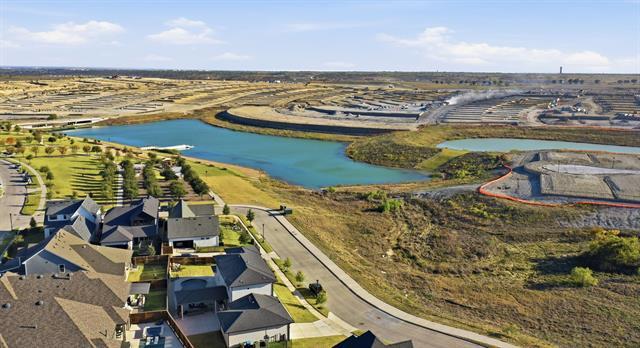 Building Photo - 14404 Balmoral Pl