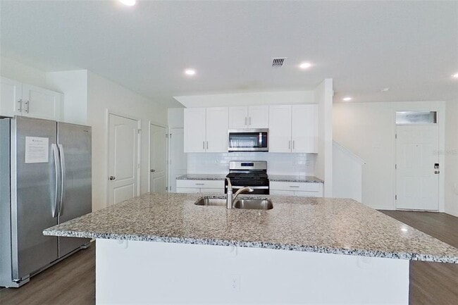 Building Photo - 32032 Katelin Cir