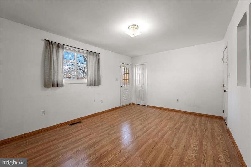 Building Photo - 13719 Knowles St