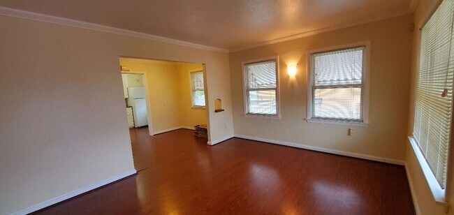 Building Photo - Wonderful 2 Bedroom 1 Bath Home Ready for Lease in Vallejo!