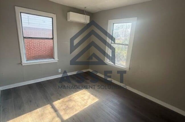 Building Photo - 2 Bedroom Home Available for Lease & Rent to Own!