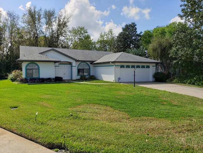 Primary Photo - 3 Bed, 2 Bath, 2 Car garage.