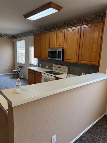 Building Photo - 3104 Deleon Dr