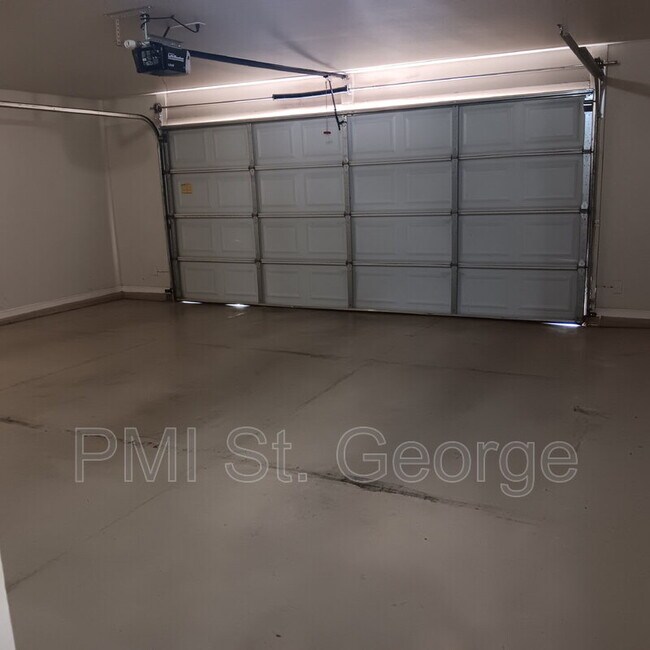 Building Photo - 340 West 350th South