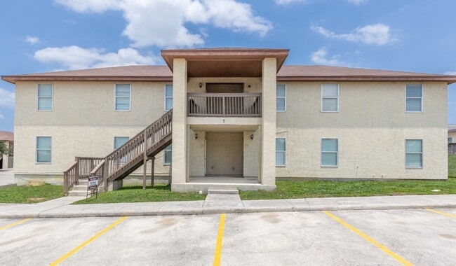 Building Photo - 6482 Spring Time Dr