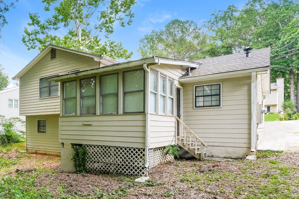 Building Photo - 2081 Countydown Ln