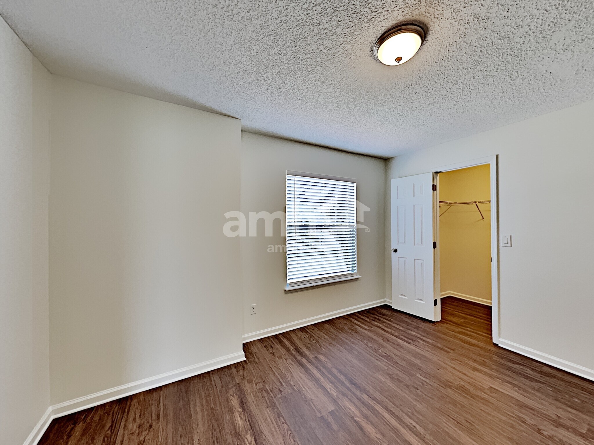 Building Photo - 3155 Olde Sutton Parke Dr