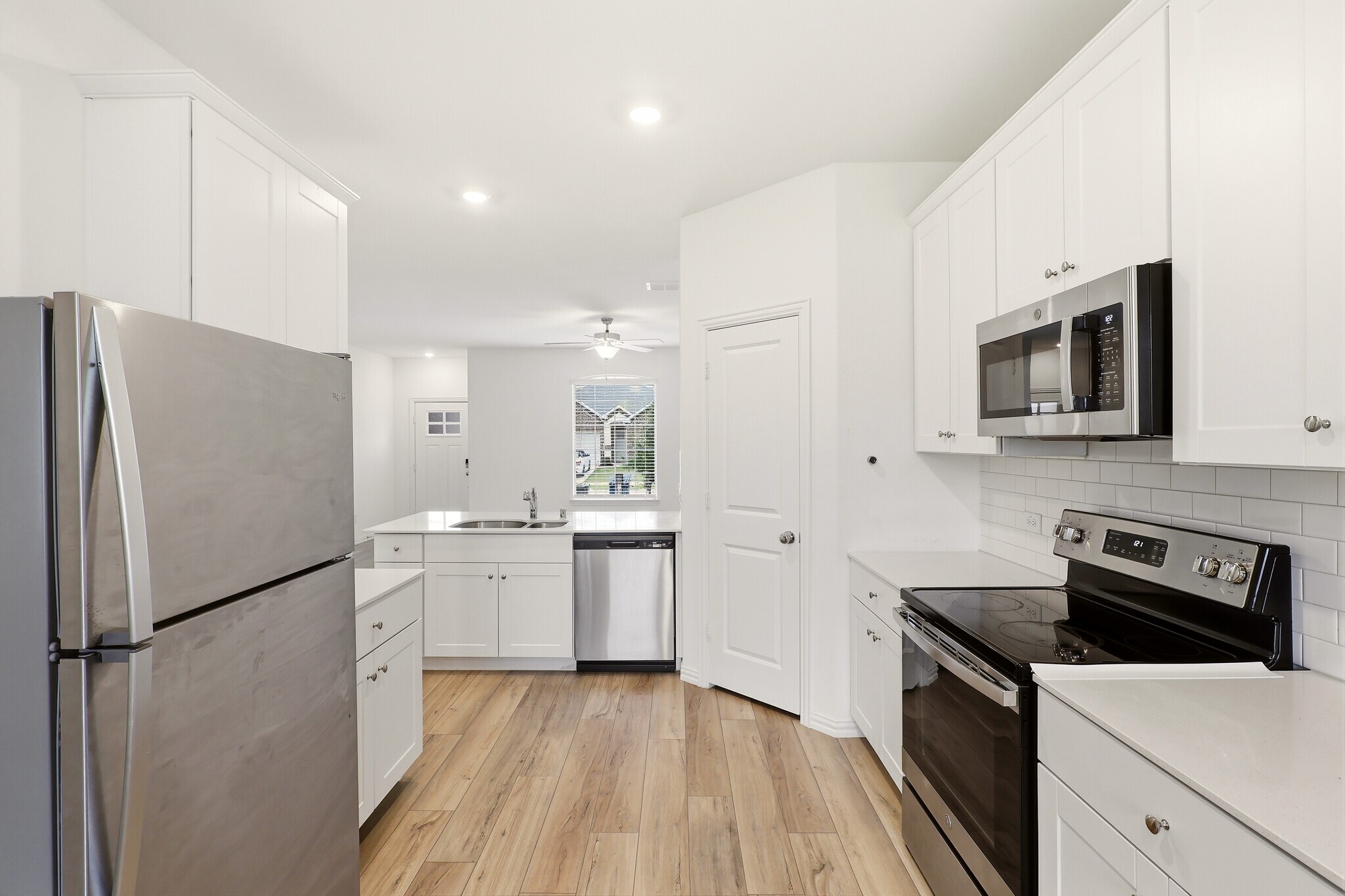 Building Photo - 5105 Greywing Dr