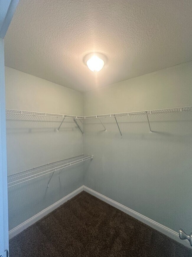 Building Photo - 2 Bedroom 1 Bath  Duplex in Hahira