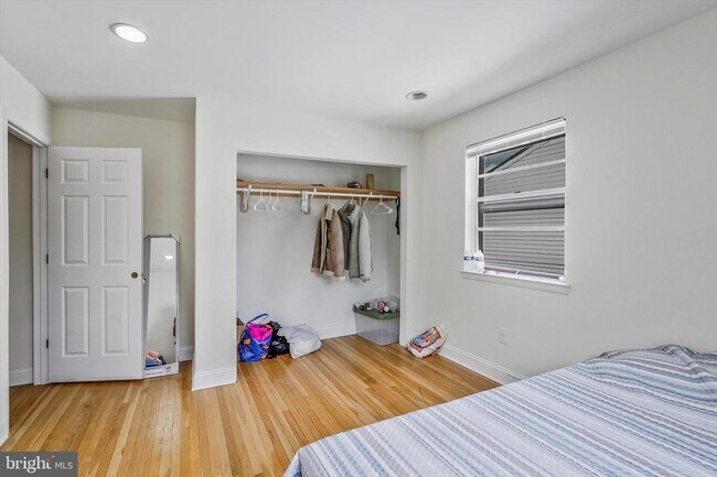 Building Photo - 212 Lafayette Ave