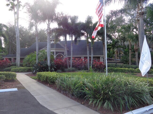 Building Photo - 7667 N Wickham Rd