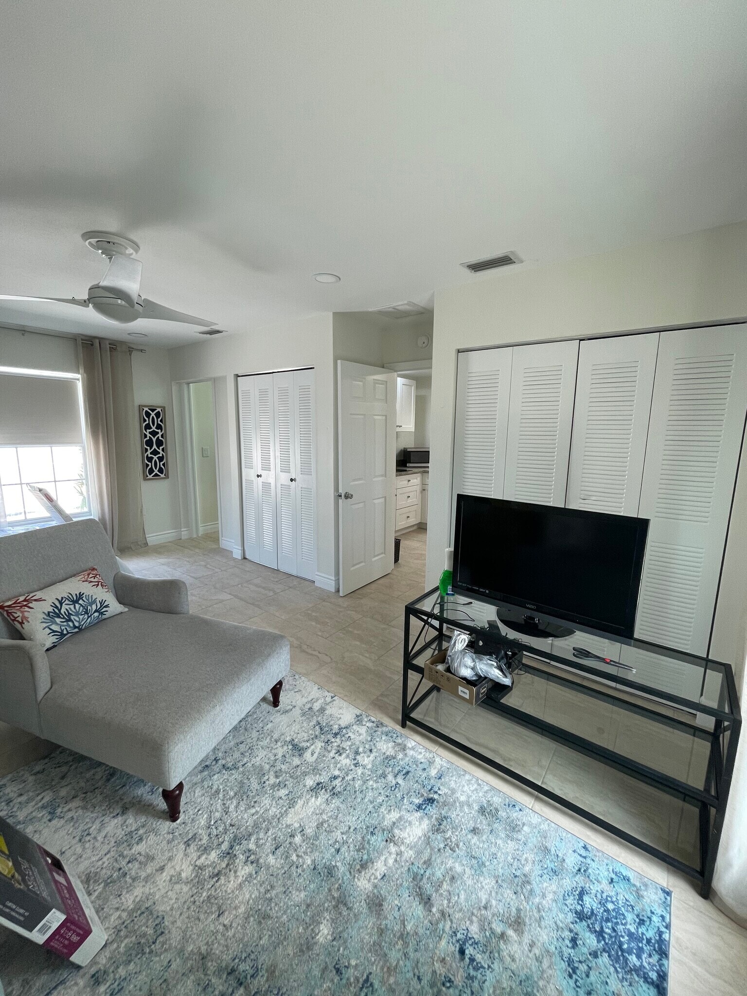 Building Photo - 1111 Montezuma Dr