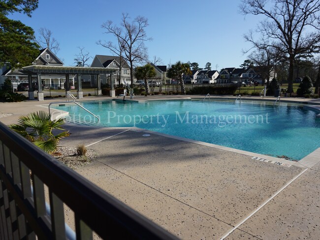 Building Photo - 33 Meon Ln