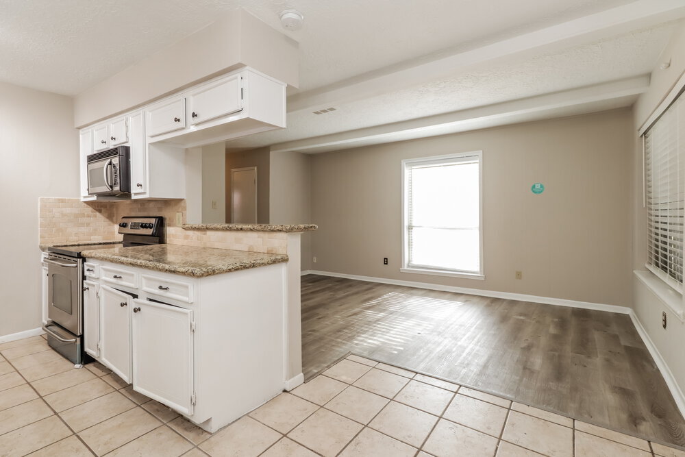 Building Photo - 13483 Castilian Dr
