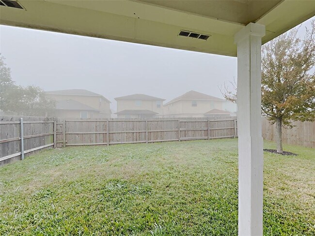 Building Photo - 12417 Sky Harbor Dr