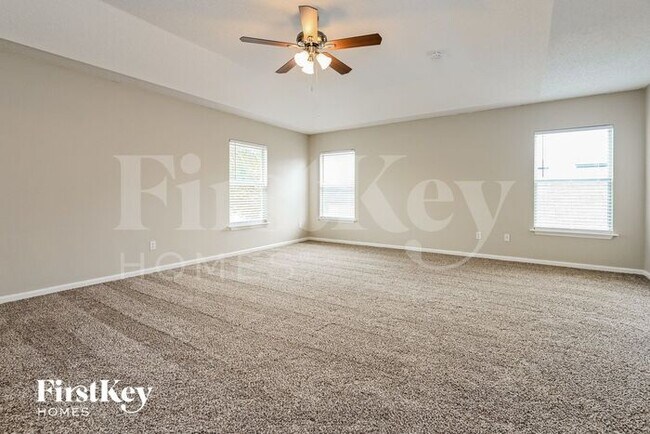 Building Photo - 737 Rembrandt Ave