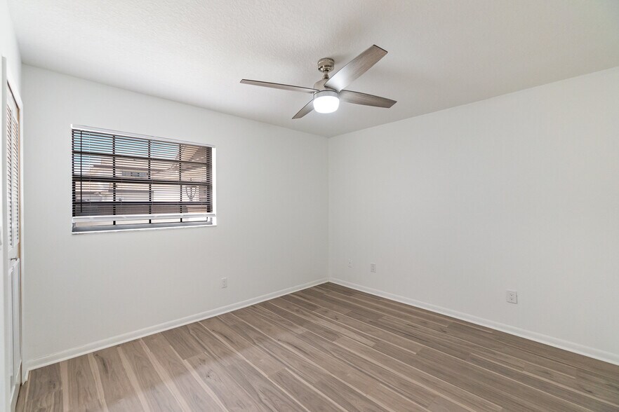 Building Photo - 255 Paradise Blvd
