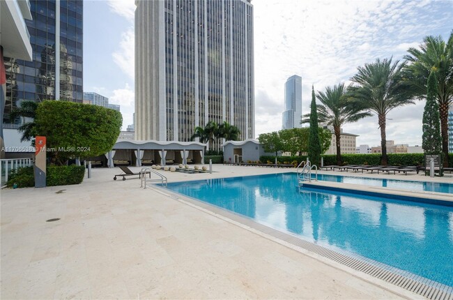 Building Photo - 50 Biscayne Blvd