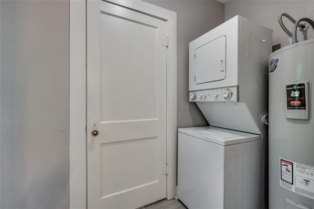 Building Photo - 625 Jefferson St