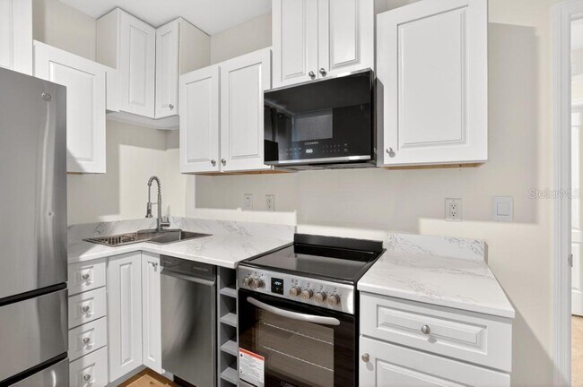 Building Photo - 33470 Always Dreaming Ct