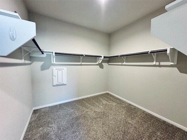 Building Photo - 1217 Antelope Passing Dr