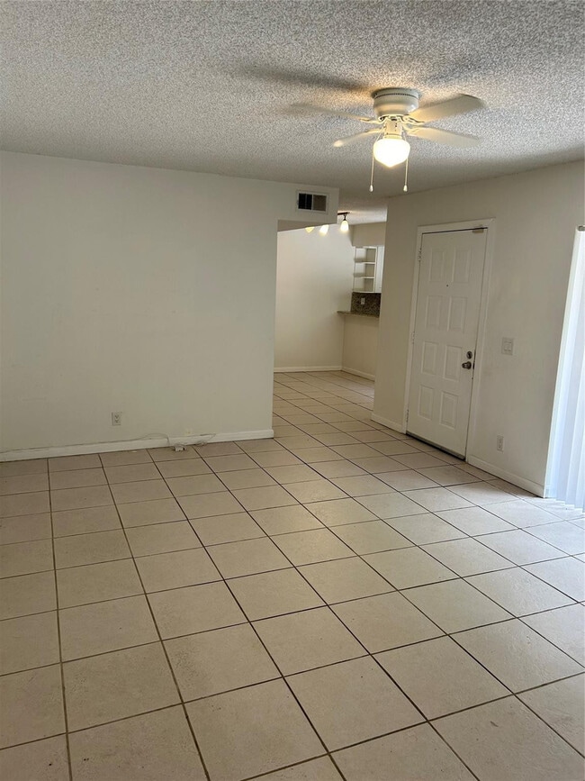 Building Photo - 8117 Severn Dr