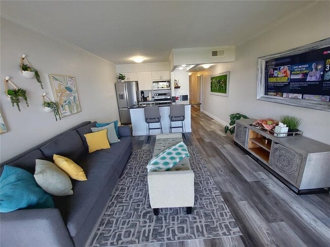 Building Photo - 2506 N Rocky Point Dr