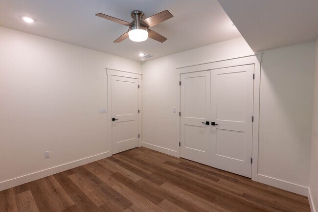 Building Photo - New Construction 4bd/3ba Townhouse