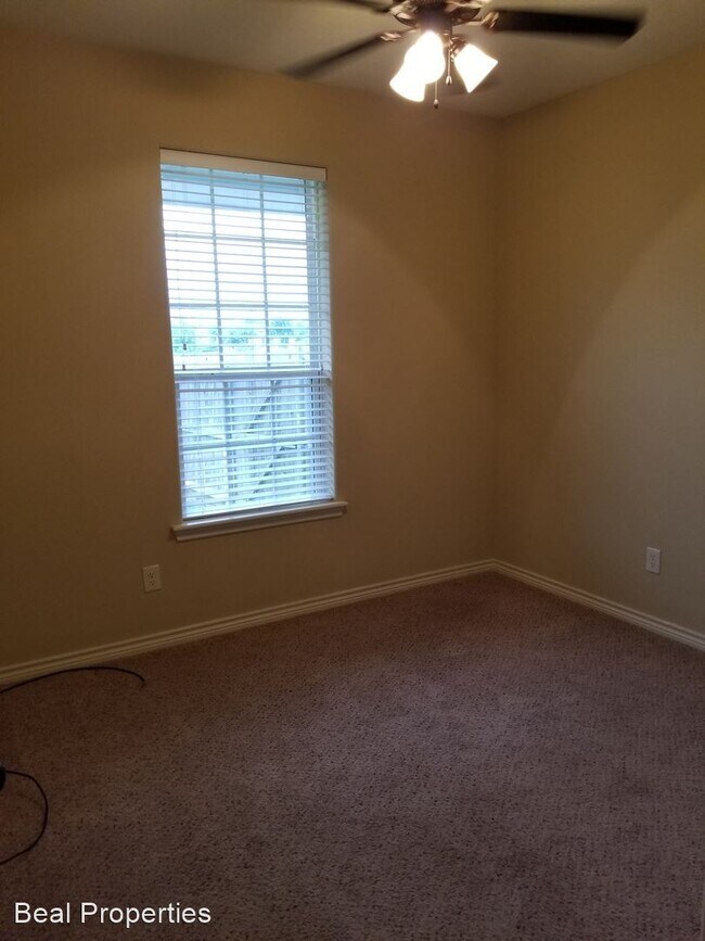 Building Photo - 4311 Whispering Creek Ct