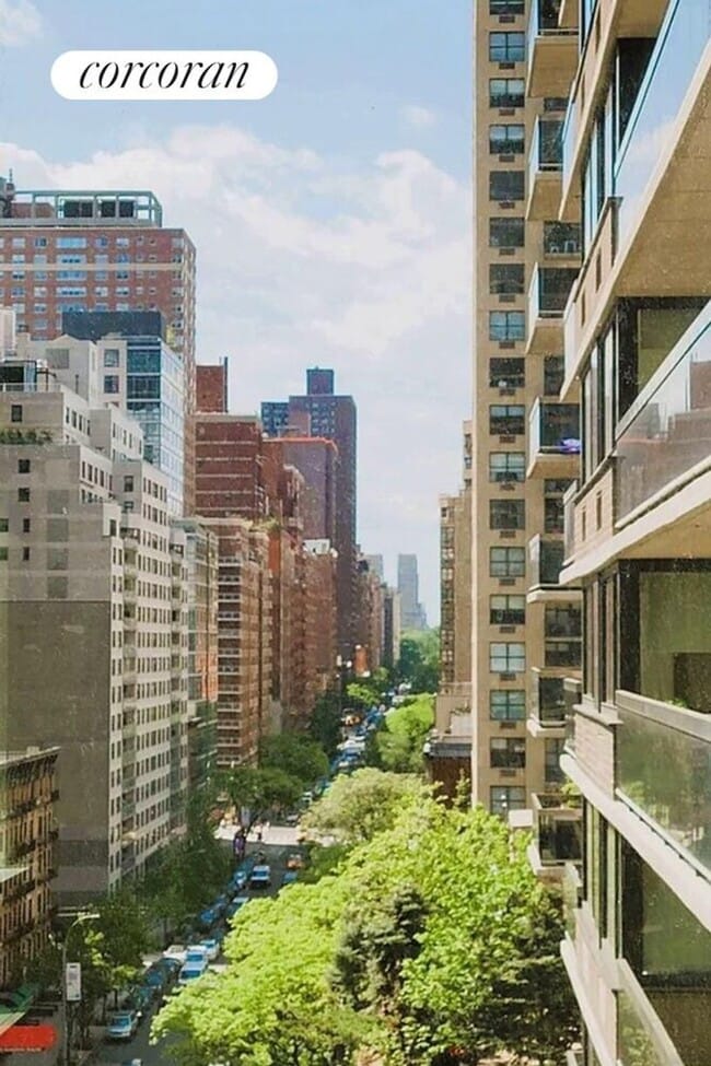 Building Photo - 515 E 72nd St