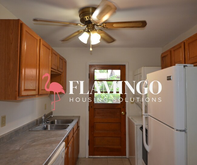 Building Photo - 4317 Sheller Ave