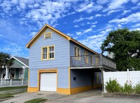 Building Photo - Ocean views from 250 sq ft deck- One bedroom