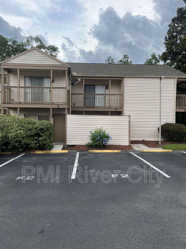 Primary Photo - 2300 Twelve Oaks Dr
