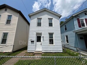 Building Photo - 303 North Eighth Street