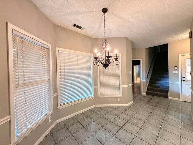Building Photo - 5019 Rabbit Chase Ln