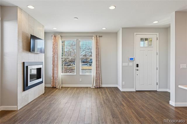 Building Photo - 1505 S Dayton St