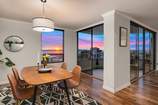 Building Photo - Harbour Heights - 2 bedrooms