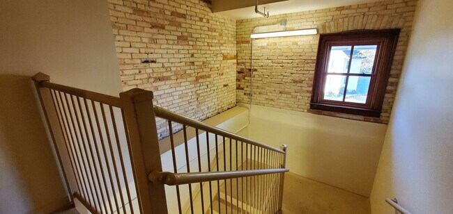 Building Photo - Off-Season Rental 1 Bedroom Condo Grand Tr...