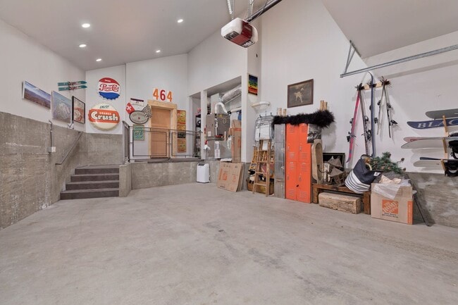 Building Photo - Winter Rental – $18,500/month (5/6-Month Lease)