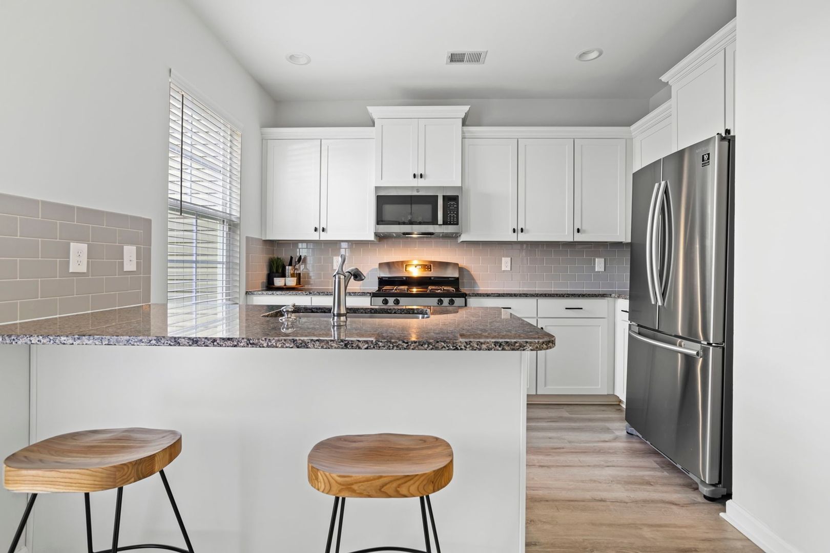 Building Photo - 193 Northwood St