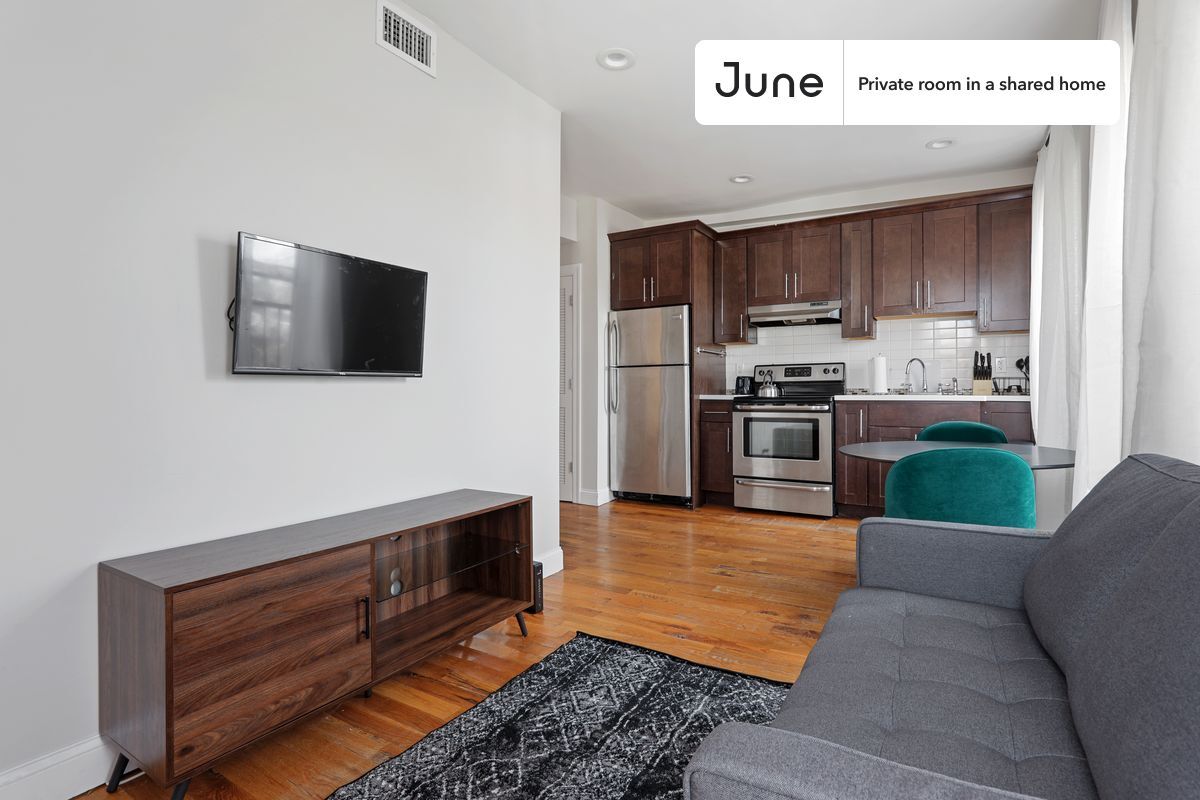 Building Photo - Room in Shared 4 bed/2 bath home